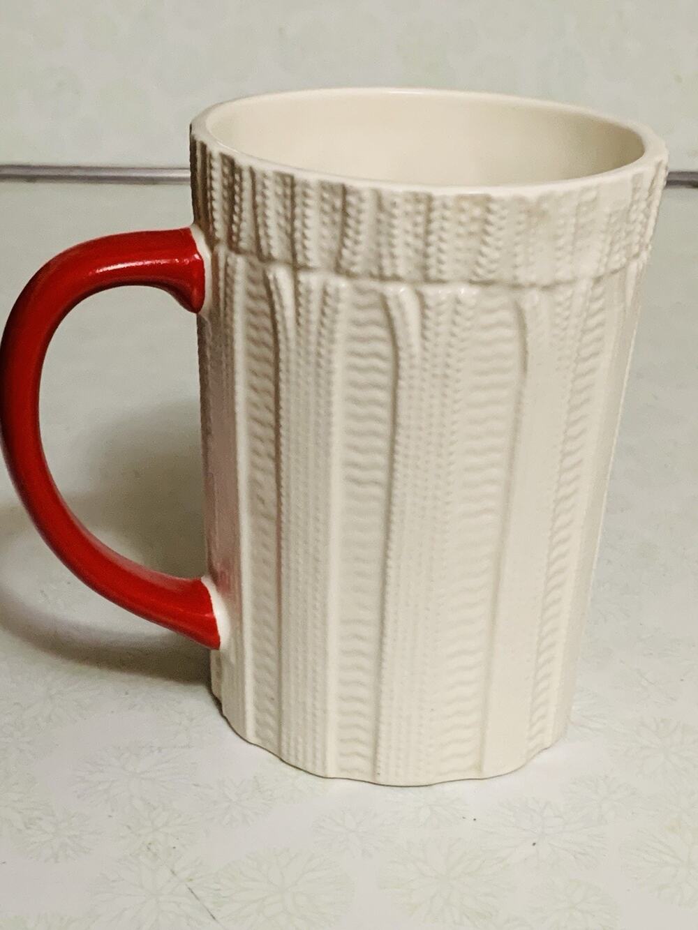 Hallmark Exclusive Cozy Sweater Holiday Mug White Red 16oz.